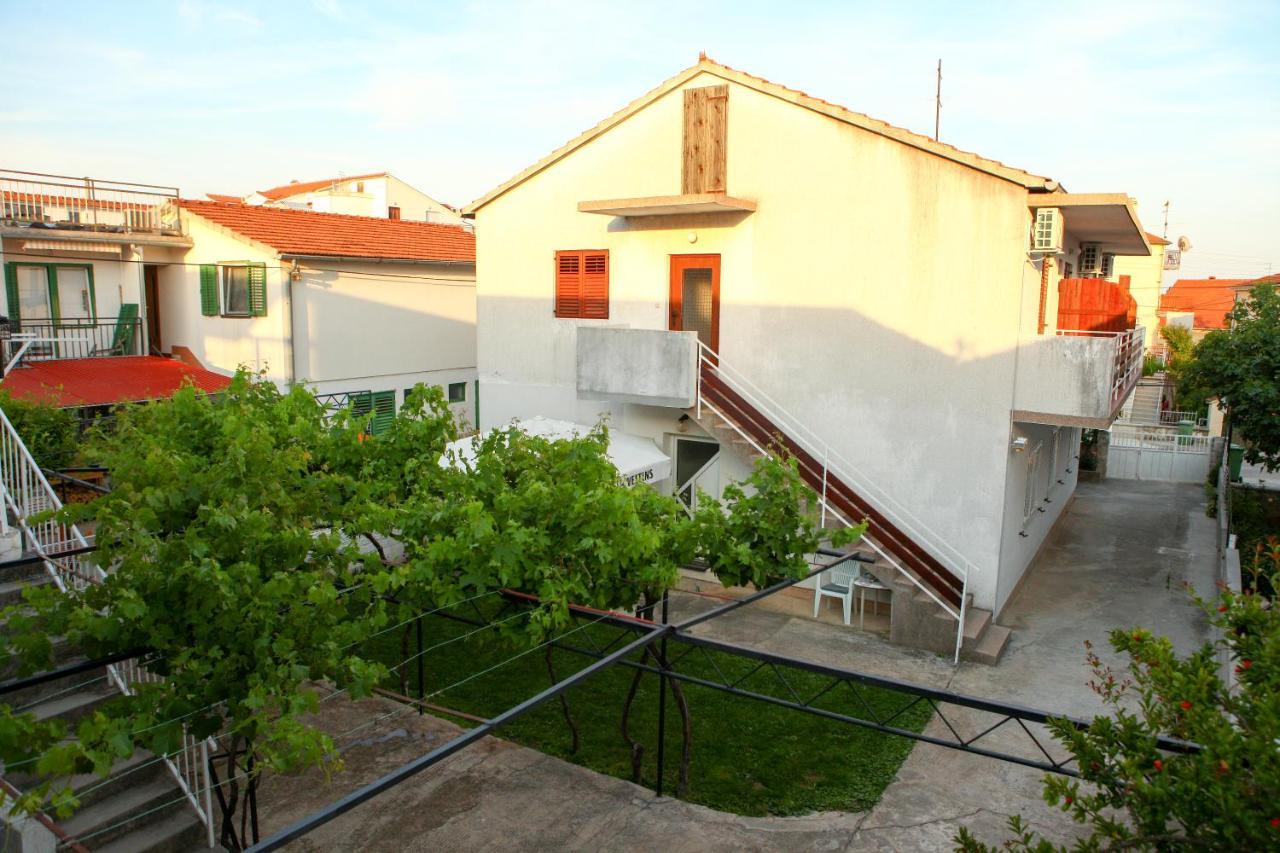 Apartmani Ana Juricev Vodice Buitenkant foto