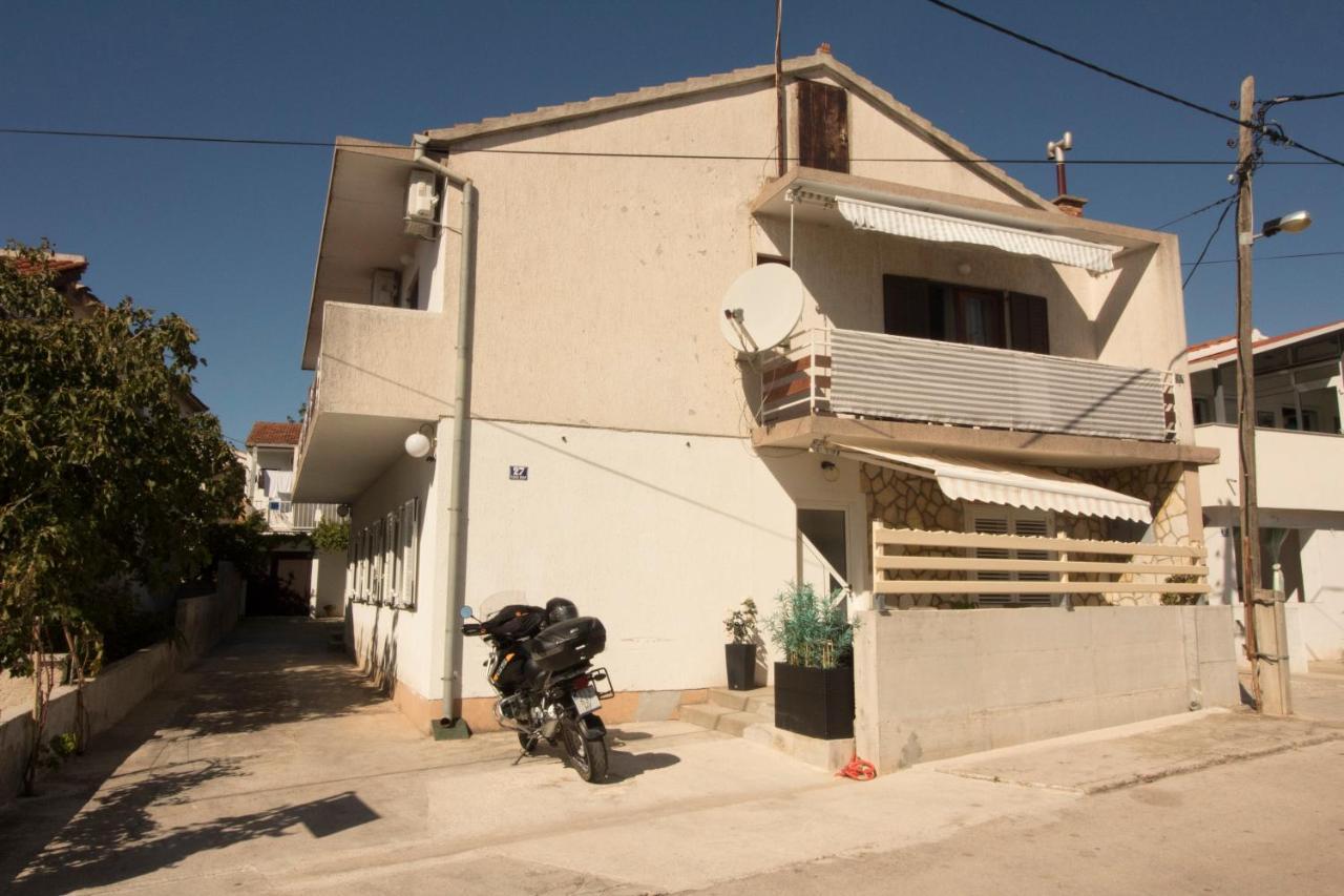 Apartmani Ana Juricev Vodice Buitenkant foto