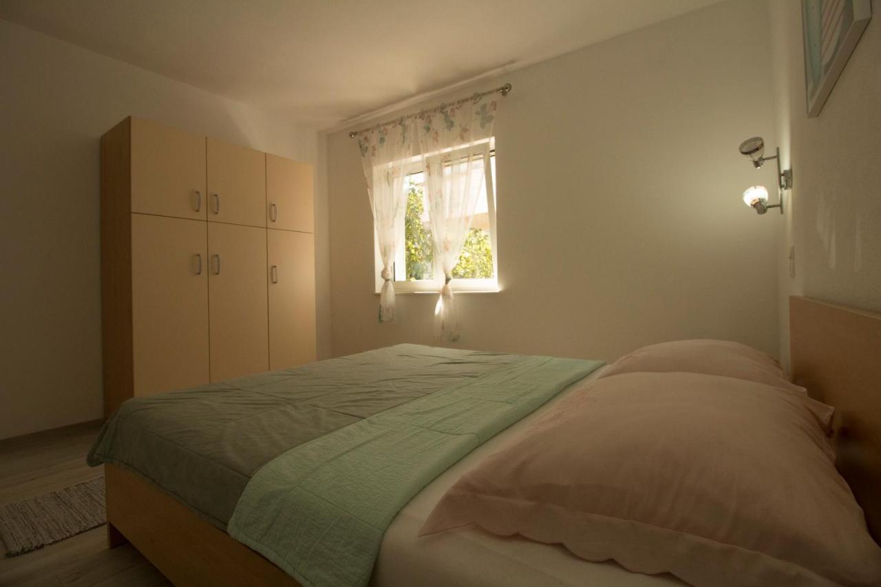 Apartmani Ana Juricev Vodice Buitenkant foto