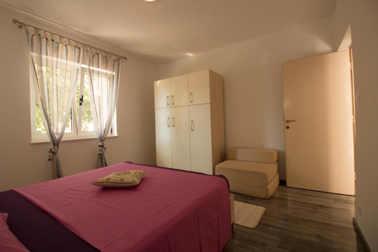 Apartmani Ana Juricev Vodice Buitenkant foto