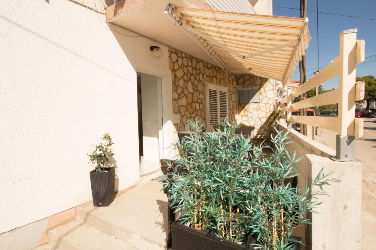 Apartmani Ana Juricev Vodice Buitenkant foto