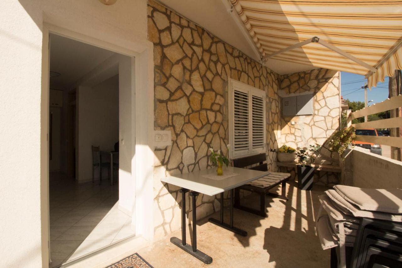Apartmani Ana Juricev Vodice Buitenkant foto
