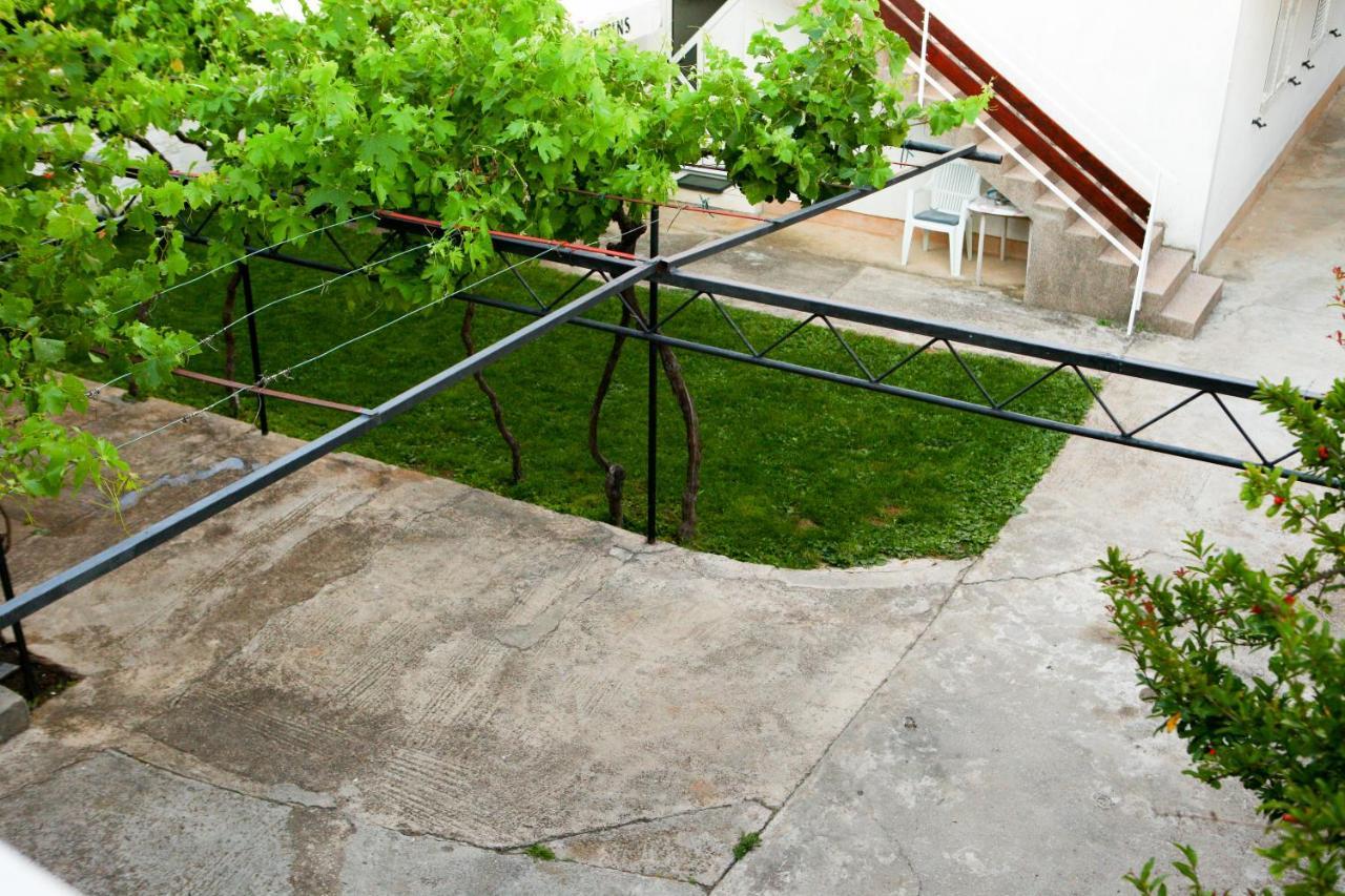 Apartmani Ana Juricev Vodice Buitenkant foto