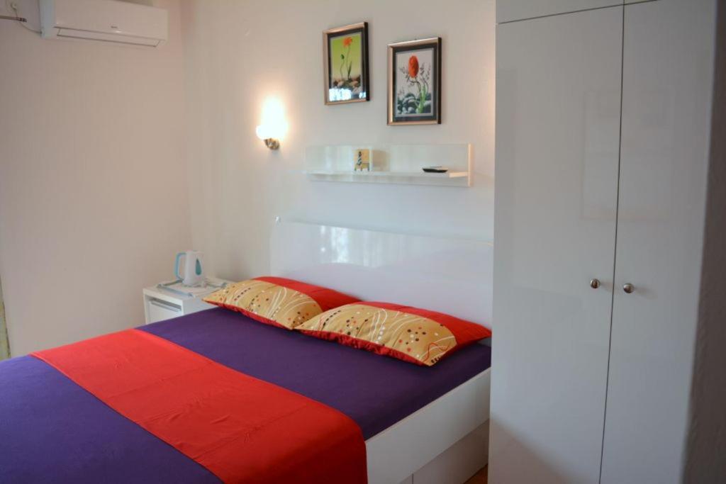 Apartmani Ana Juricev Vodice Buitenkant foto