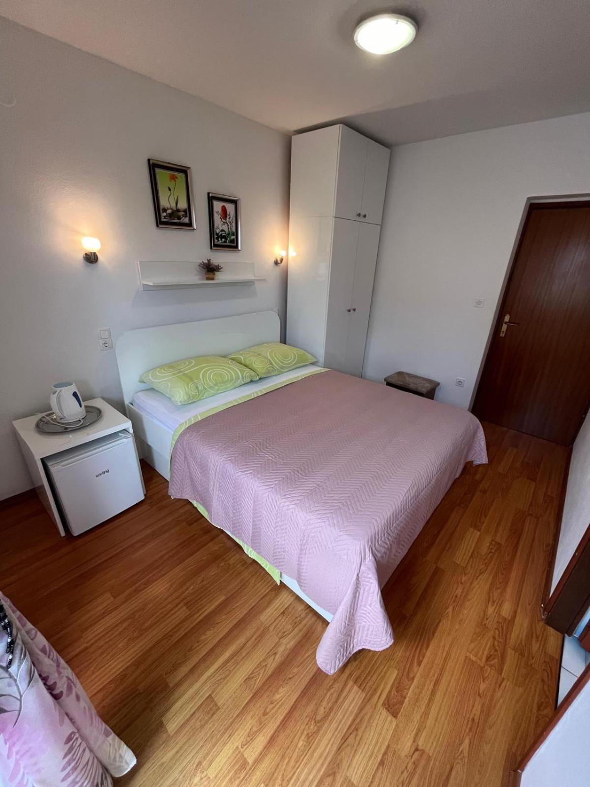 Apartmani Ana Juricev Vodice Buitenkant foto