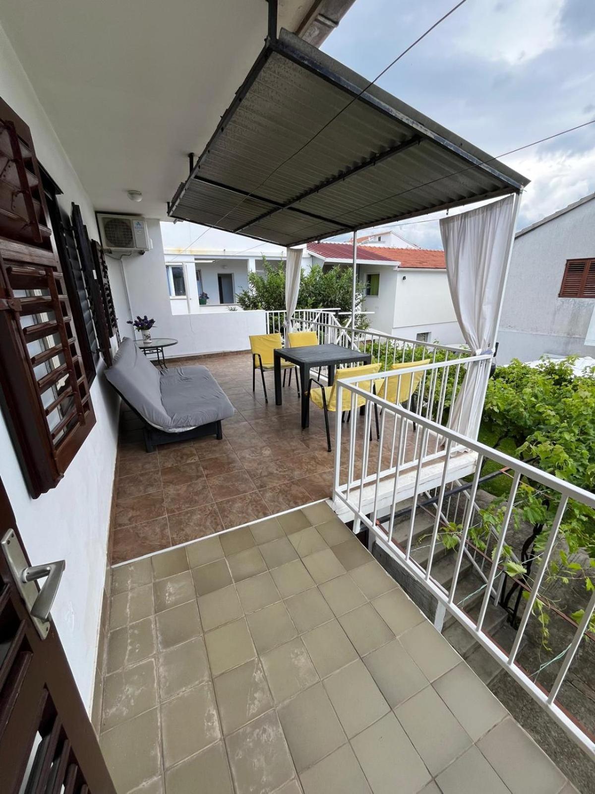Apartmani Ana Juricev Vodice Buitenkant foto