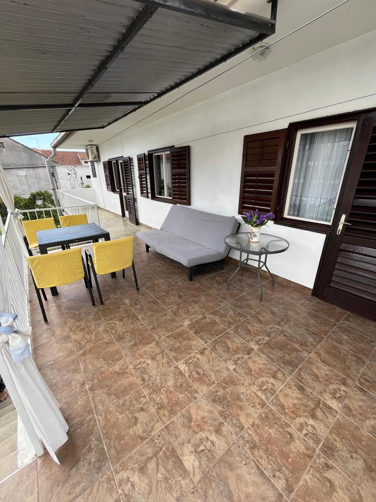 Apartmani Ana Juricev Vodice Buitenkant foto