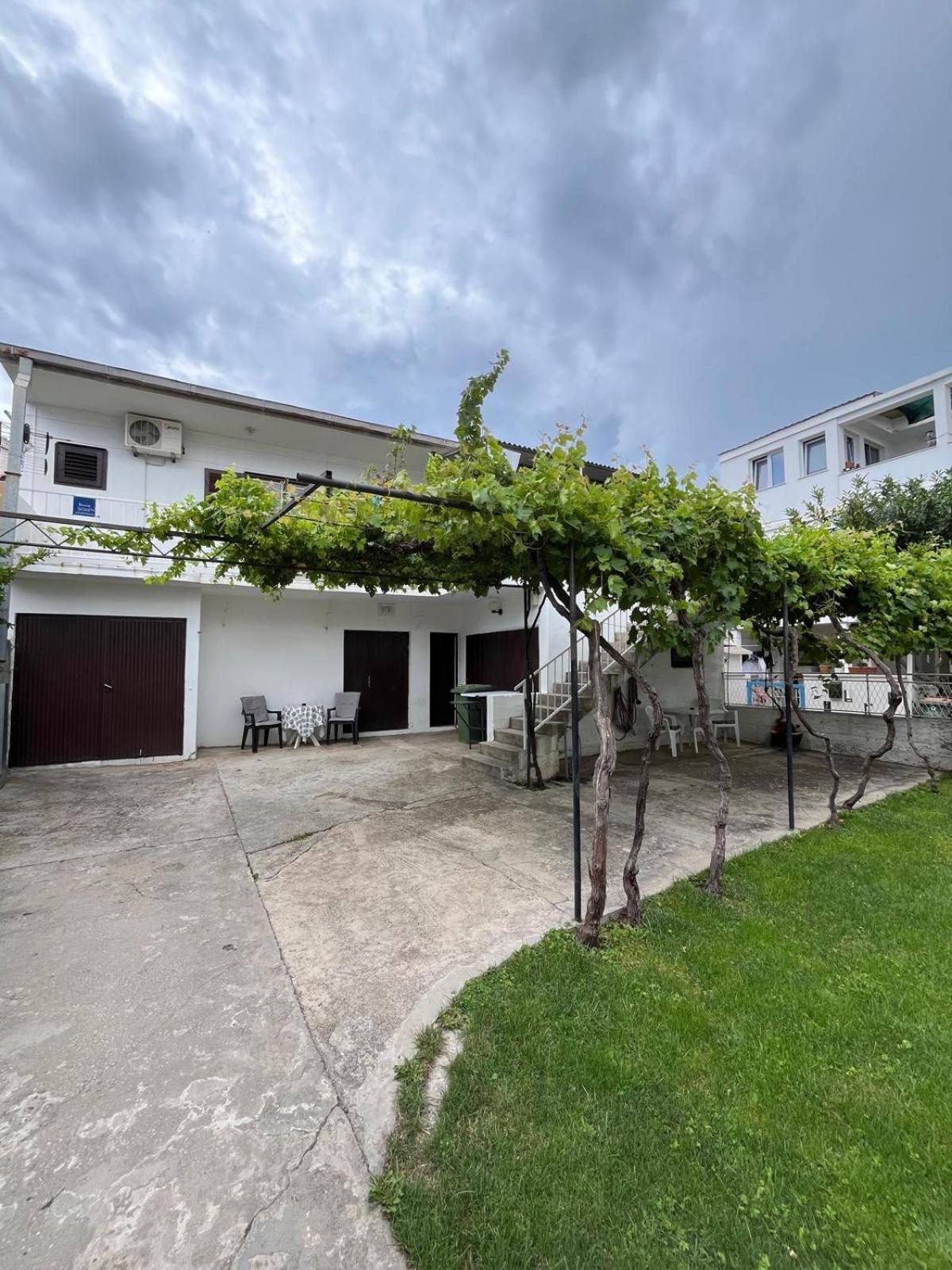 Apartmani Ana Juricev Vodice Buitenkant foto